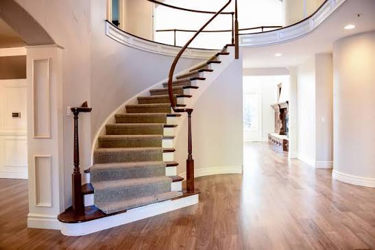 Luxury staircase flooring in Dubai home